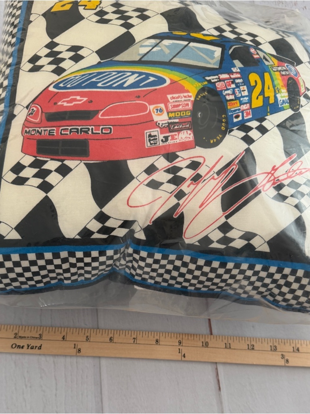 Jeff Gordon #24 NASCAR Dupont Monte Carlo Racing Pillow - New Sealed - Picture 6 of 11